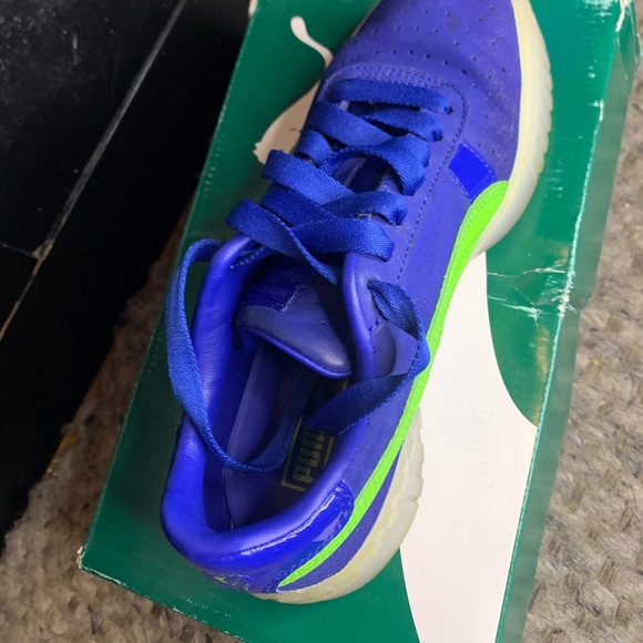 Cali 90’s Wn’s puma shoes - Picture 2 of 4